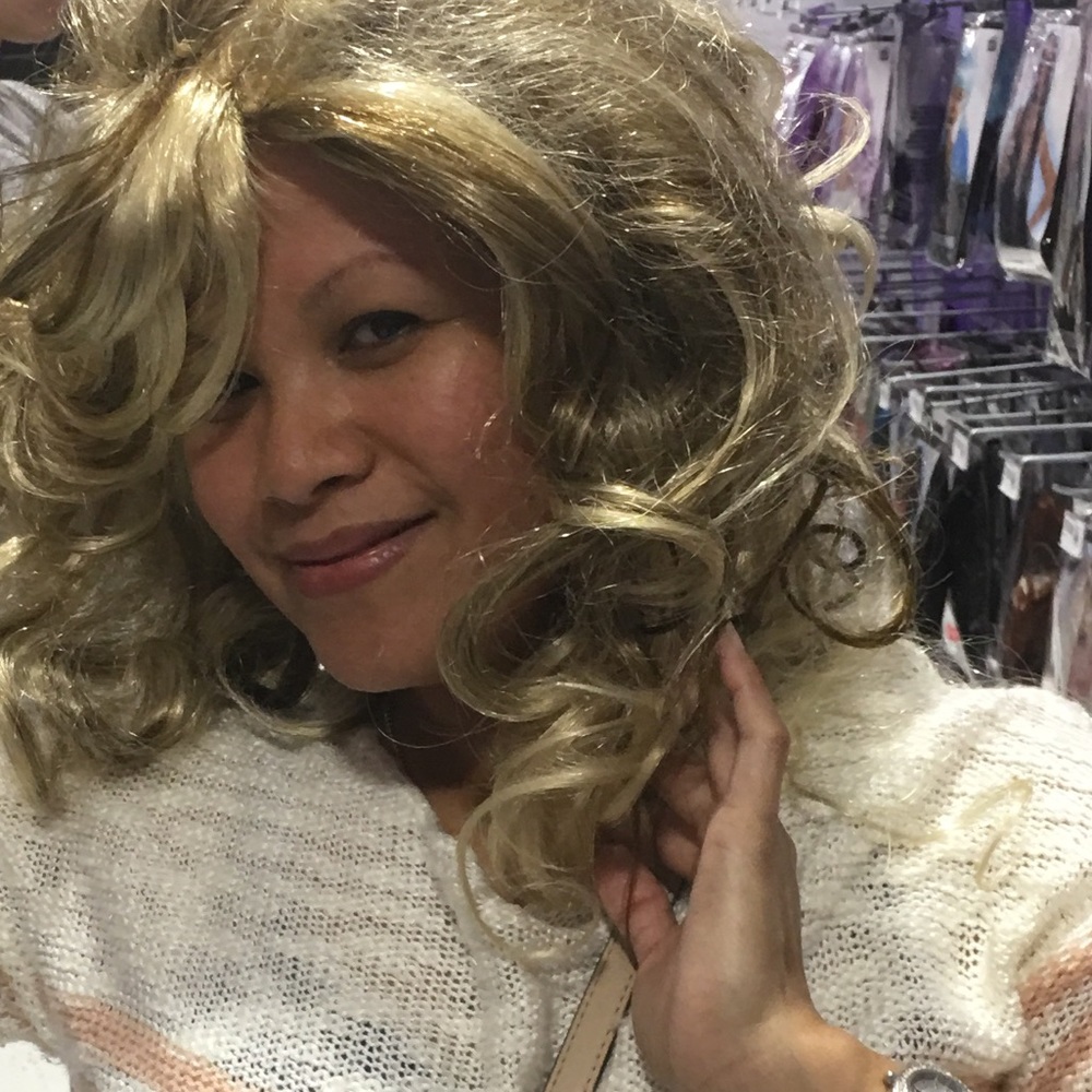 Meet your Posher, Lynne